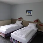Gaestehaus Linde, Garni Hotel