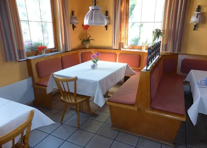 Otel Gaestehaus Linde, Hotel Garni 3*